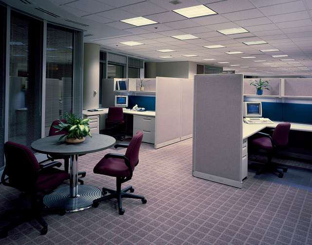 Which is the best office layout? Open vs. Cubicles vs. Cellular